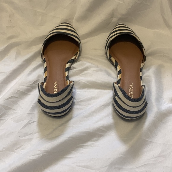 Size 6 Merona Flats - Picture 3 of 4